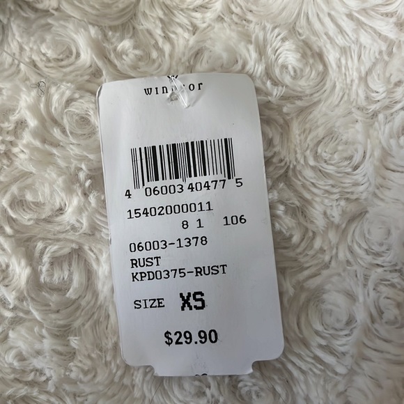 Red Windsor crop top - Picture 4 of 4